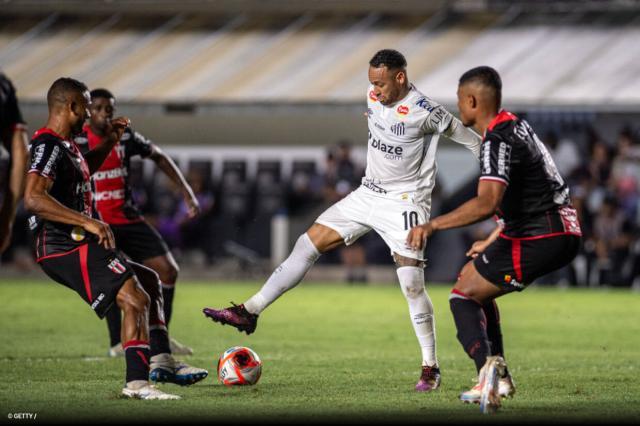 开云体育官网-重返首秀踢45分钟 内马尔没进球 桑托斯1球平对手